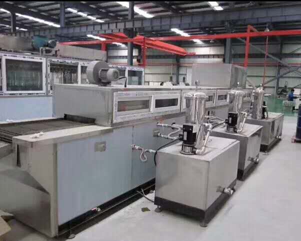 旋轉(zhuǎn)噴淋清洗機(jī)的旋轉(zhuǎn)清洗原理